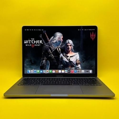 Macbook Pro 2020 13" inch M1 Chip / 16GB / 256GB CTO - 8/256GB