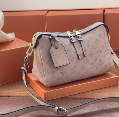 Tas wanita kulit asli impor