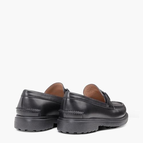 Salvatore Ferragamo Men Plano Vara Moccasin in Black Calf with Chunky